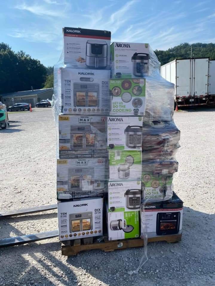 Cookware liquidation pallets with 95 mixed stainless steel items