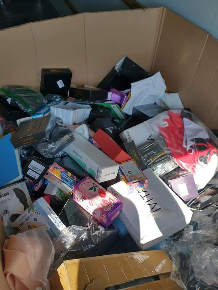 Sex Toys Pallet 9 FB IMG 1655489059355