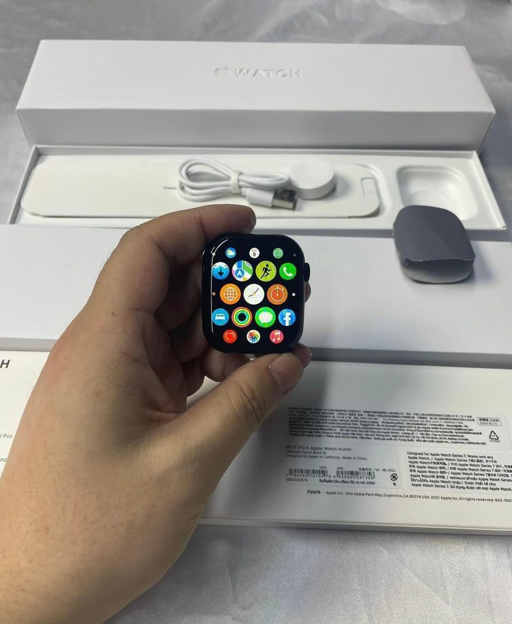 Apple watch series 6 pallets with 30 mixed GPS units